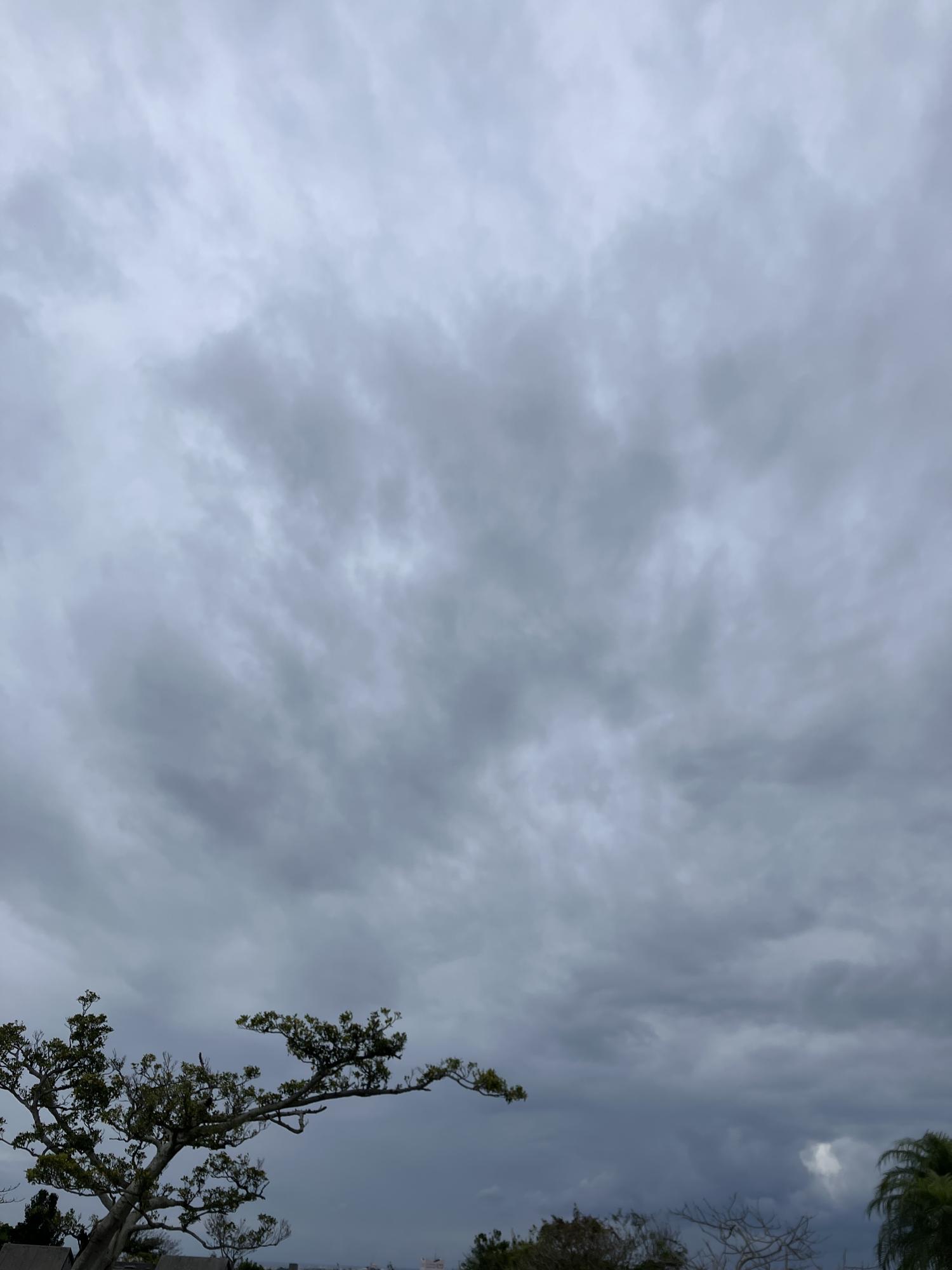 イェスタディの１７時２３分